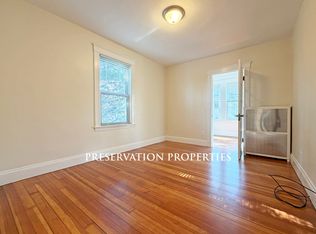 611 Washington St #A, Newton, MA 02458