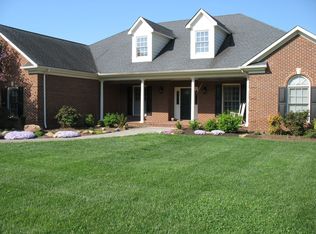 203 Sandringham Ct, Knoxville, TN 37934