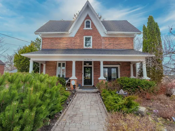 5 Lorne St N, Huntsville, ON P1H 2G1