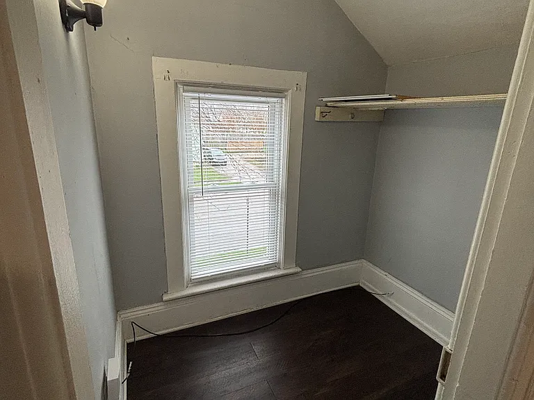 1914 Stone St #2 — Photo 11
