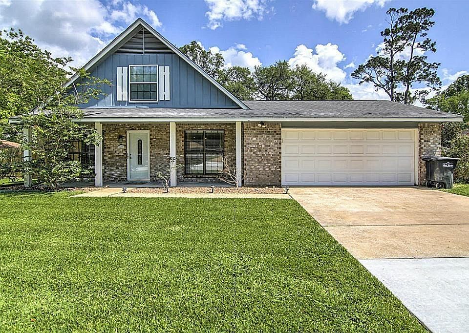 1st image of 12614 Creekview Dr