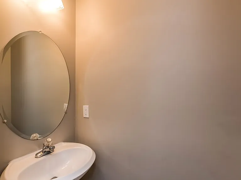 398 Glenleigh Dr — Photo 16