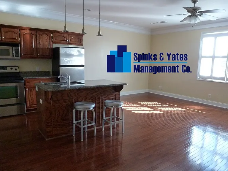 309 Morgan St — Photo 3