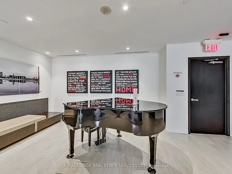 55 Regent Park Blvd #805 — Photo 33
