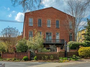 100 Founders Mill Ct, Roswell, GA
