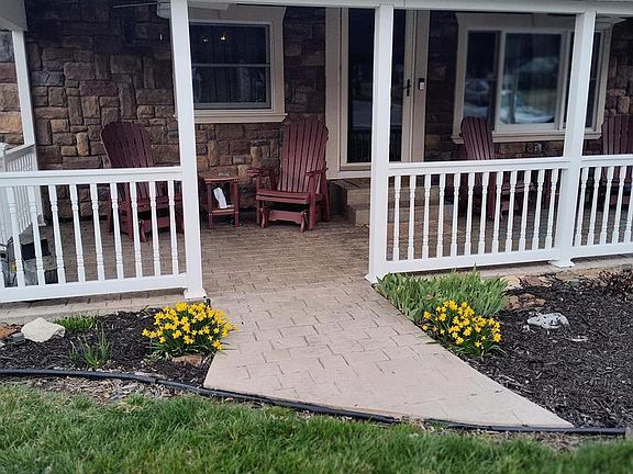 3rd image of 4728 Bucks Schoolhouse Rd