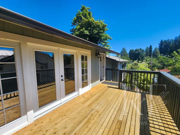 1343A Whitney Ave, Bremerton, WA 98312