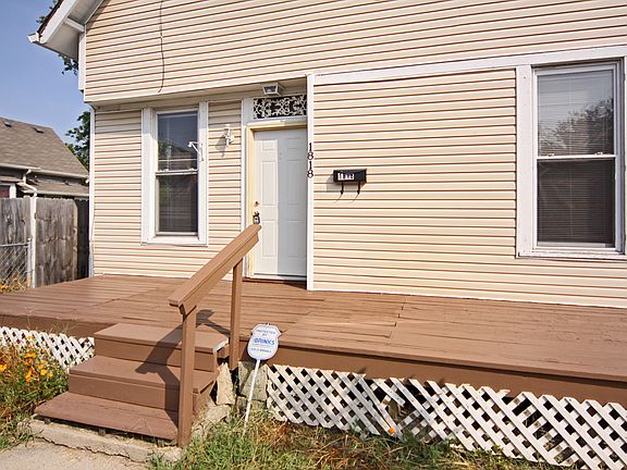 2nd image of 1818 Lexington Ave