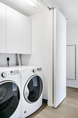 Rented by 50 West Sales Gallery | media 36