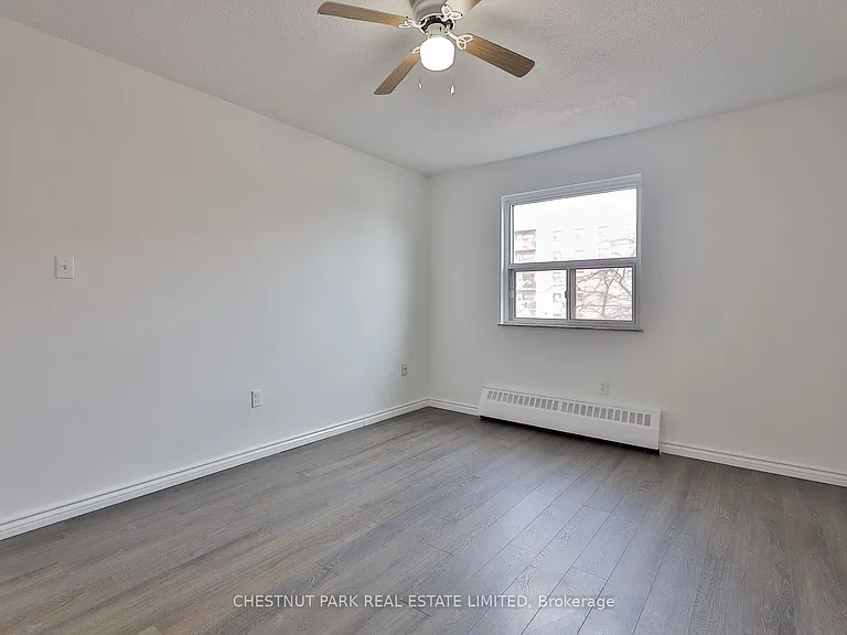 900 Glen St #215 — Photo 28
