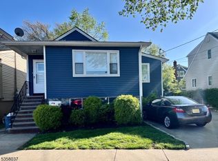 260 Maple Ave, Wallington, NJ 07057