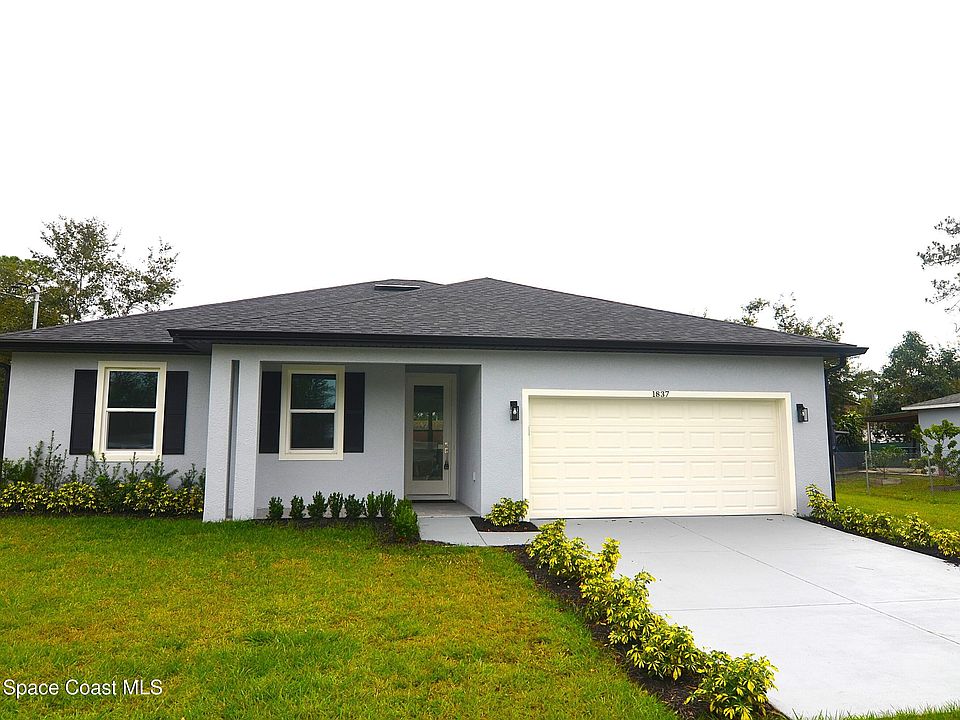 1st image of 1837 Richardson Dr