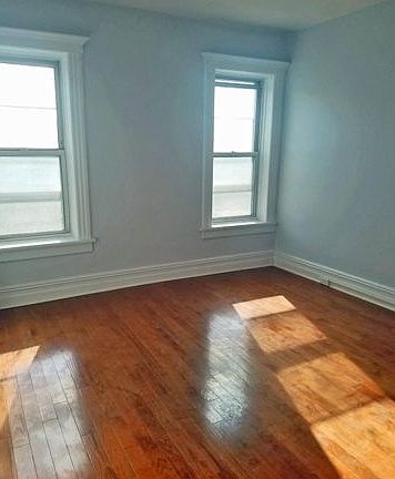 4th image of 19 E 4th St APT 2B