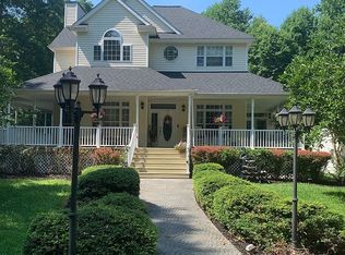 8725 Cooksey Rd, La Plata, MD 20646