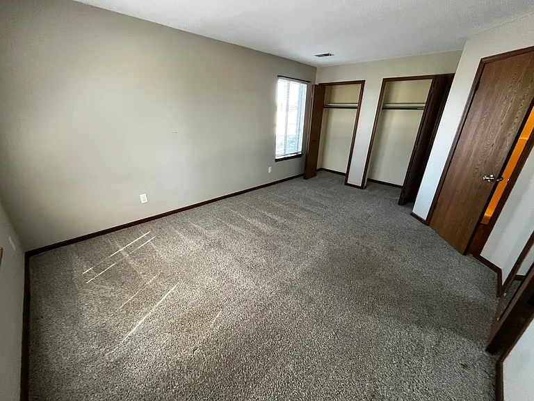 709 Fieldstone Ct #19 — Photo 11