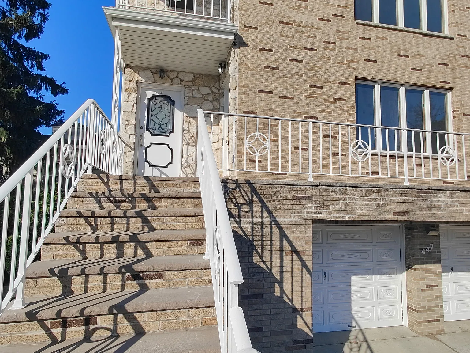 3 bed, 1600 sqft, $3,200 — Photo 2