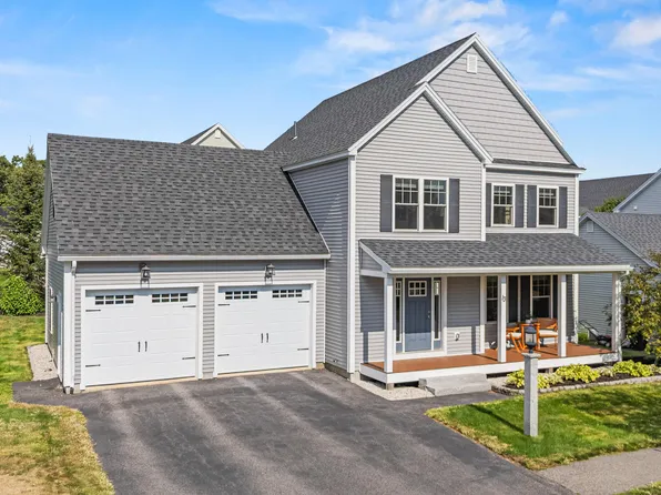 13 Nautical Drive, Cumberland, ME 04110