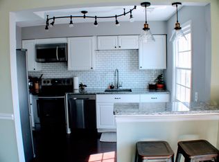 8405 Oakgrove Ct, Manassas, VA 20110