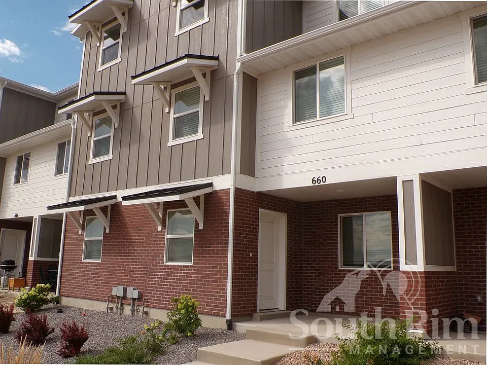 660 W Frost St #1