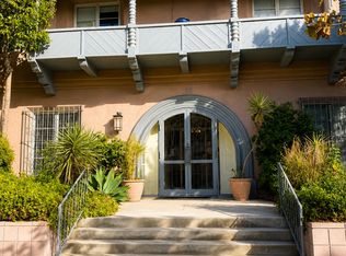 152 S Maple Dr #8, Beverly Hills, CA 90212