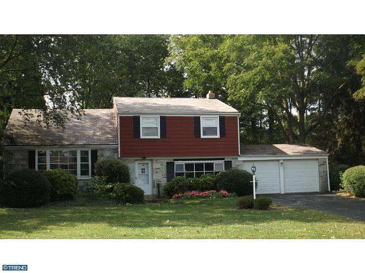 3914 Shelley Rd photo 1