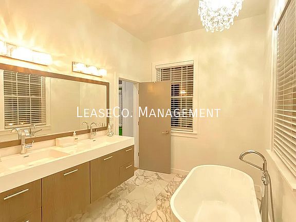 4th image of 2234 Saint Ann St
