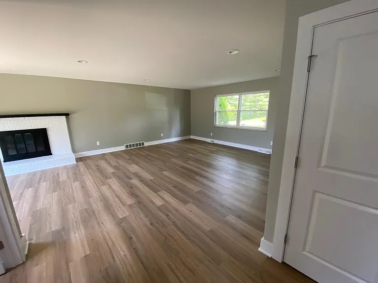 6637 Hitching Post Ln — Photo 2
