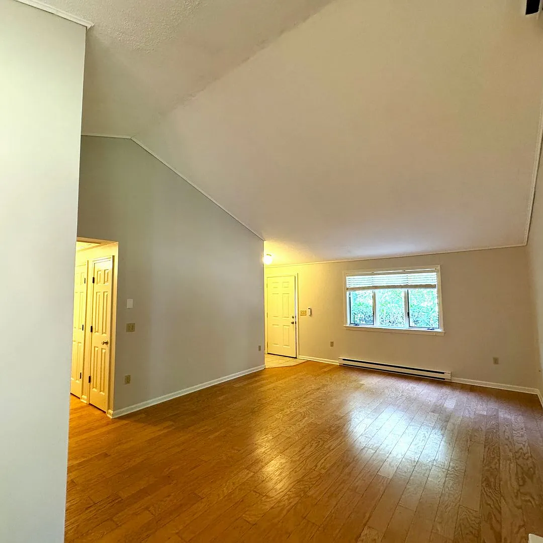 9 & 11 Oakview Drive — Photo 3