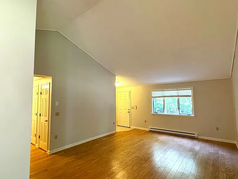 9 & 11 Oakview Drive — Photo 3