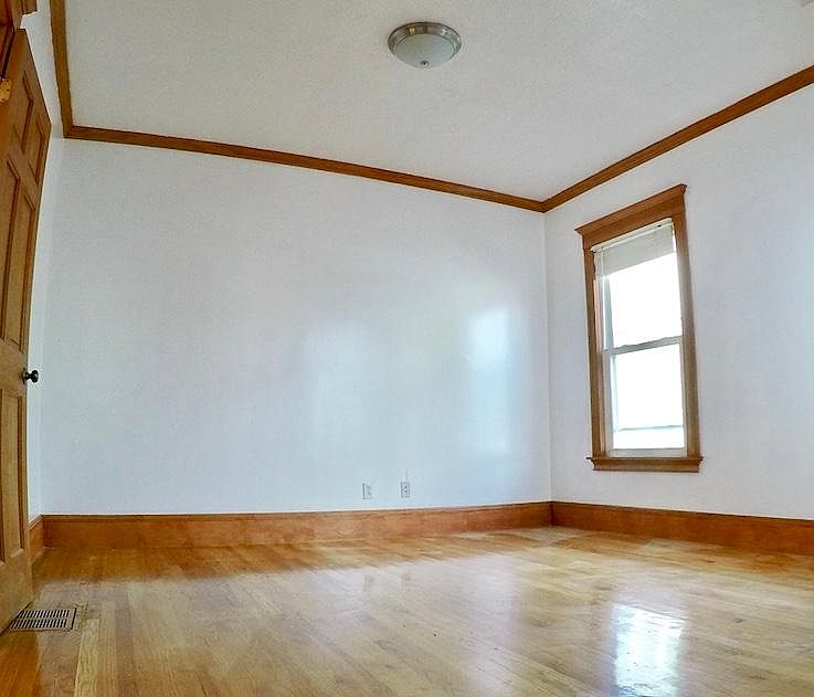 1st image of 47 Newport St Floor 2