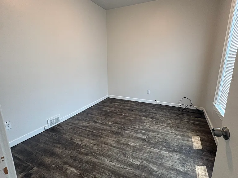 314 W Pike St #2 — Photo 8