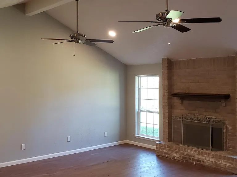 5610 Country Green St — Photo 6