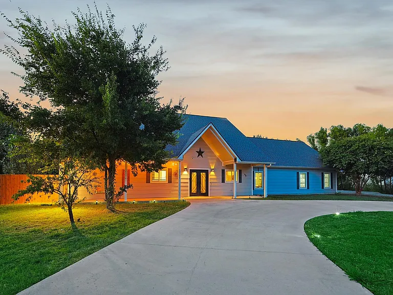 12161 Hill Country Cir #1 — Photo 24