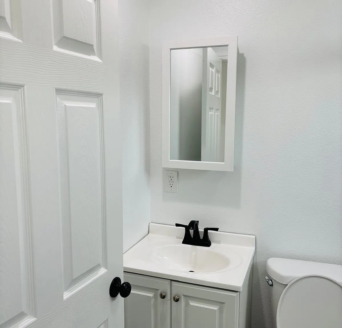 3 bed, 1300 sqft, $3,500 — Photo 4