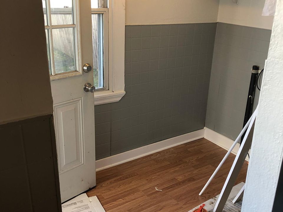 2nd image of 7 Frederick St