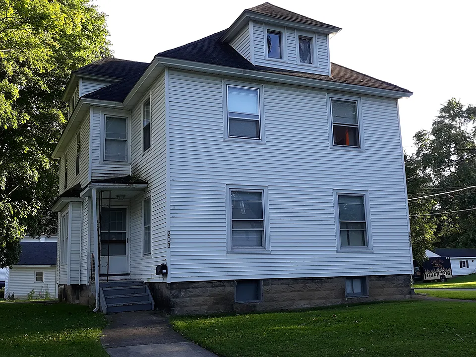 203 Wilson St