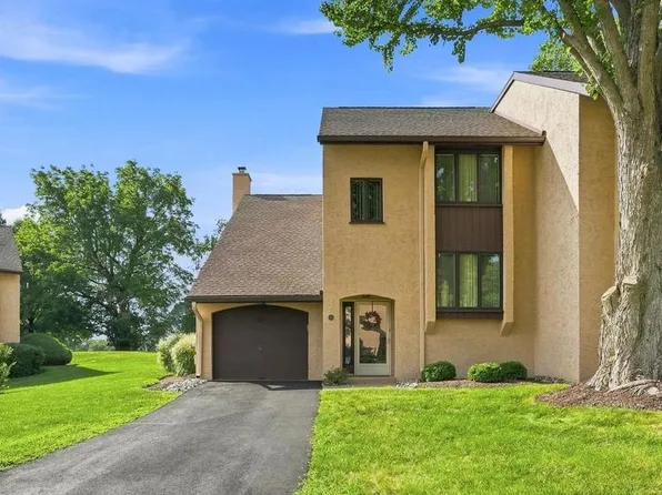 115 Golf Club Dr, Langhorne, PA 19047