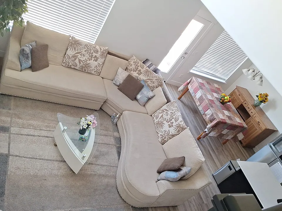 963 W Coral Charm Way