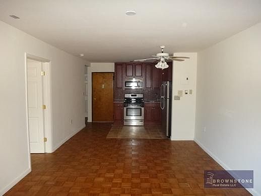 3rd image of 174 Carroll St APT 1C