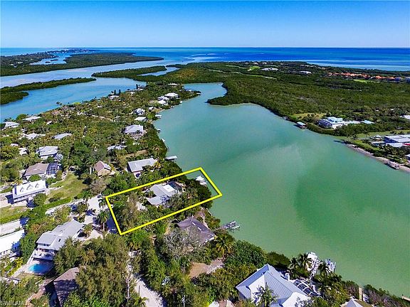 3rd image of 2552 Harbour Ln