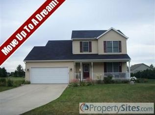 17135 Woodside Ln, Three Rivers, MI 49093