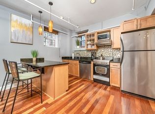 330 Dartmouth St APT B1, Boston, MA 02116