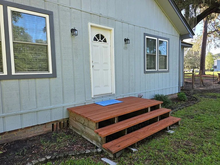 499 Central Ave — Photo 3