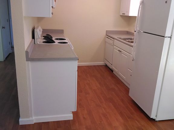 5th image of 19009 64th St E