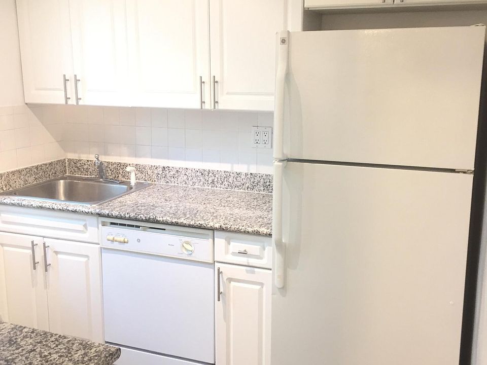 1st image of 15 Schenck Ave #D2