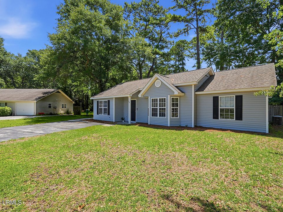 1st image of 104 Blacksmith Circle