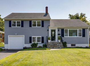 701 Denninger Rd, North Plainfield, NJ 07063