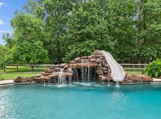 20801 Plaza Cir, Crosby, TX 77532