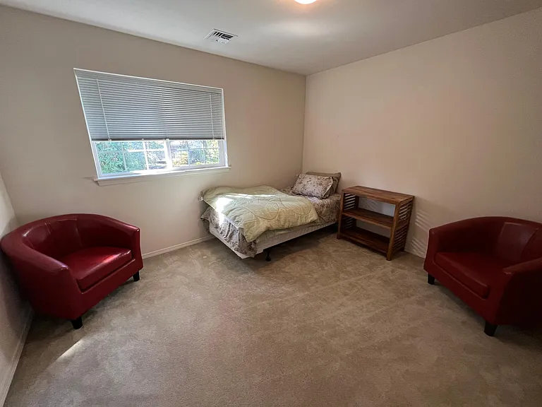 1322 Farallone Ave — Photo 11