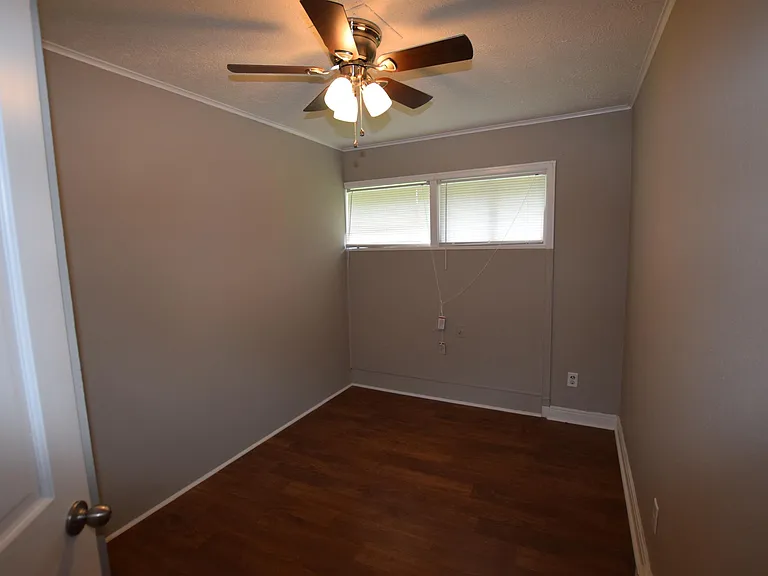 3513 Monroe St — Photo 10